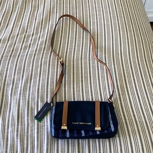 NWT Tommy Hilfiger cross body purse